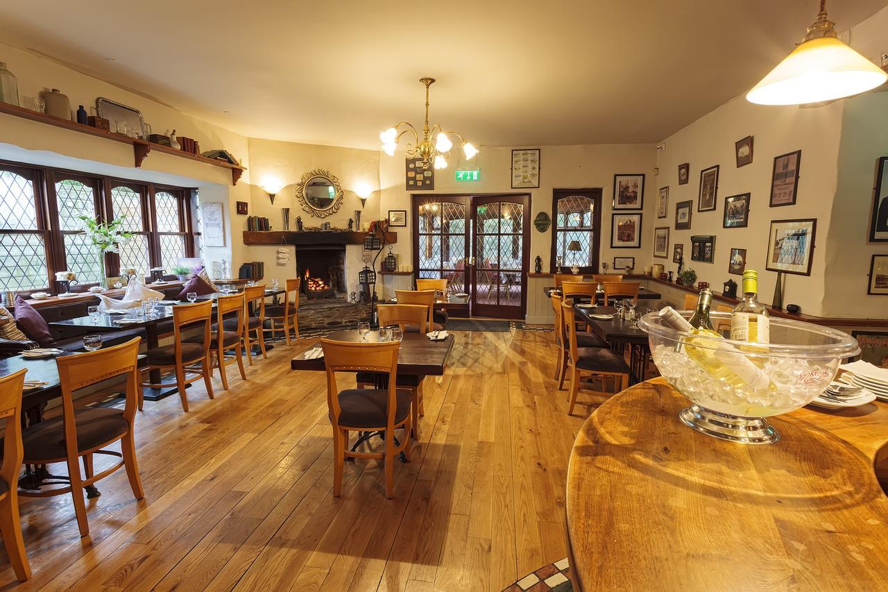 Chester Beatty Inn Ashford Esterno foto